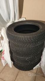 Pneumatici invernali Bridgestone Blizzak LM005