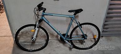 Btwin Riverside Trekking 3