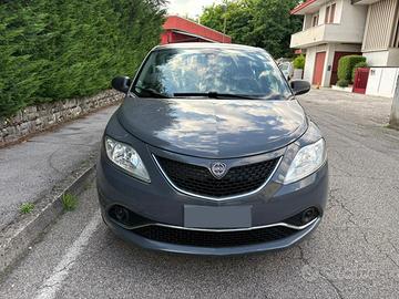 LANCIA Ypsilon 1.2 69 CV 5 porte Silver