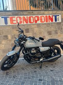 Moto Guzzi V7 sport