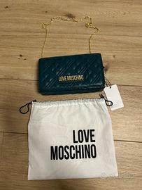 Pochette Love Moschino