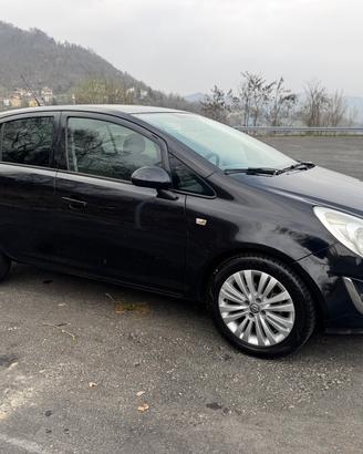 Opel Corsa 1.2 5 porte Club 11/2011
