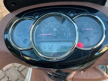 Scooter Piaggio Beverly 300