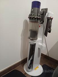 Aspirapolvere Dyson V10 senza filo