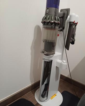 Aspirapolvere Dyson V10 senza filo