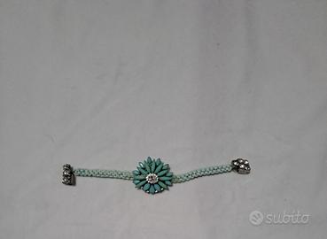 braccialetto  con  pietre 