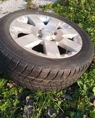4 Gomme e cerchi in lega Citroen c2