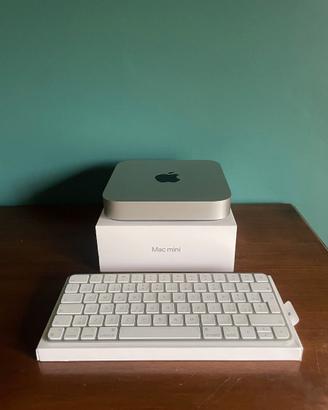 Apple Mac mini 2023 + Magic Keyboard