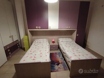 cameretta ponte con due letti singoli