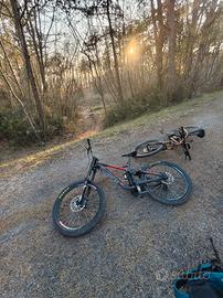 bici downhill 