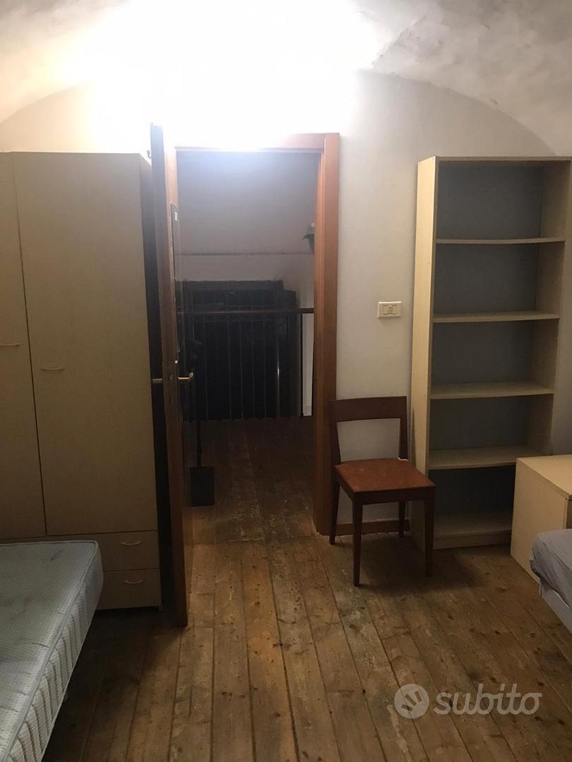 Stanza doppia Camere/Posti letto In affitto a Bologna