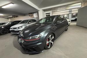 Golf gti strafull