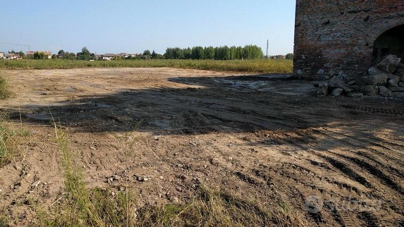 Ronco all'Adige centro: rustico con 1550 mq di ter - Vista 5