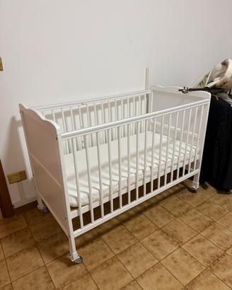 Lettino bambini usato con materasso e ruote