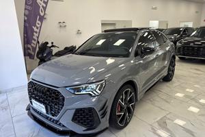 Audi Q3 RS quattro S tronic