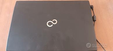 Fujitsu LIFEBOOK A514