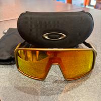 Occhiali Oakley sutro