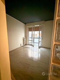 Stanza in studio professionale Centro Parma