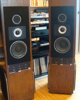 Acoustic research AR9