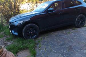 JAGUAR F PACE AWD 204CV