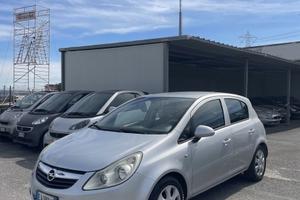 Opel Corsa 1.2 5 porte Cosmo