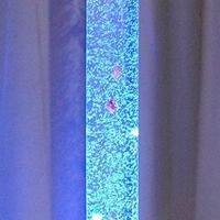 Colonna bolle acqua cromoterapia bollicine