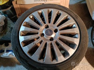 gomme pneumatici estivi Ford fiesta 2009