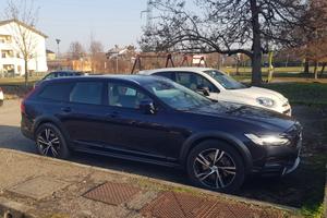 VOLVO V 90 CROSS COUNTRY AWD D4