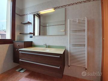 Mobile e arredo bagno completo