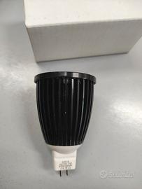 faretto LED 7W 12V attacco MR16 GU5,3