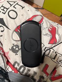 PSP 1004 Sony pari a nuovo-compresa di caricatore