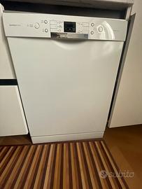 Lavastoviglie bosh libera installazione SL6P1B
