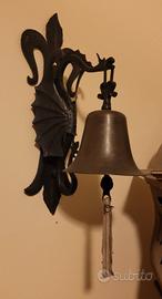 campana in ferro battuto vintage