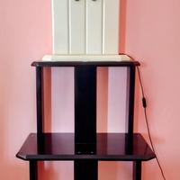 Butsudan bianco con luce + supporto nero abbinato