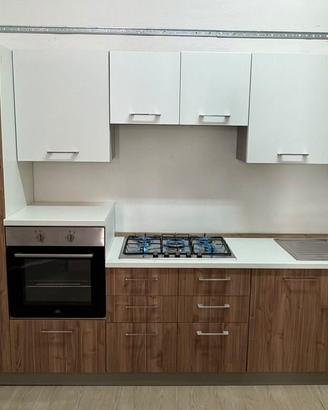 CUCINA MODERNA ROVERE / BIANCO OPACO