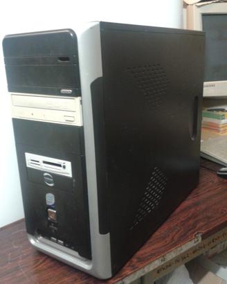 Computer Ferrari Intel Core2 con Windows 10 Usato