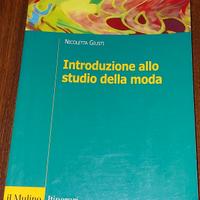 "Introduzione Allo Studio Della Moda" di N. Giusti