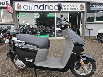 Ezi KEEWAY BLUESHARK R80 -PATENTE A1-