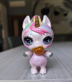 Bambola Poopsie Rainbow Surprise unicorno . Cm 10.