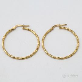 Orecchini a cerchio oro giallo 18kt torciò A.690