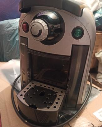Macchina caffè NeroNobile capsule sistema S