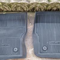 tappetini anteriori gomma ford kuga