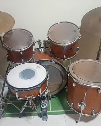 Batteria acustica 