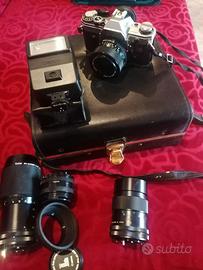 Canon ae1 con valigetta e 3 obiettivi