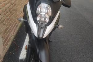 Suzuki v-strom 650