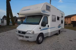 Adria Camper Mansardato Adriatik Coral 670 SK