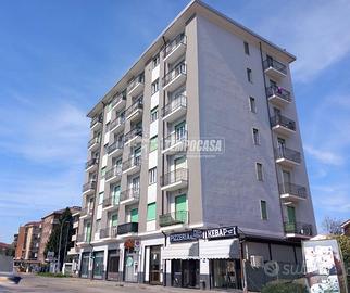 Open space unico nel suo genere, ristrutturato e l