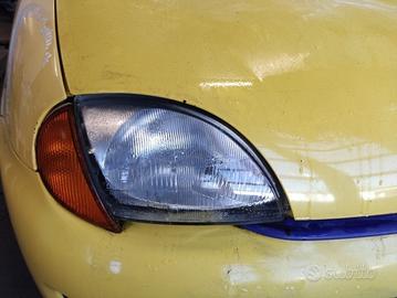 Proiettore destro FIAT SEICENTO del 1999