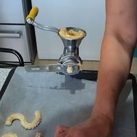 macchina manuale per biscotti e insaccati di Luisa