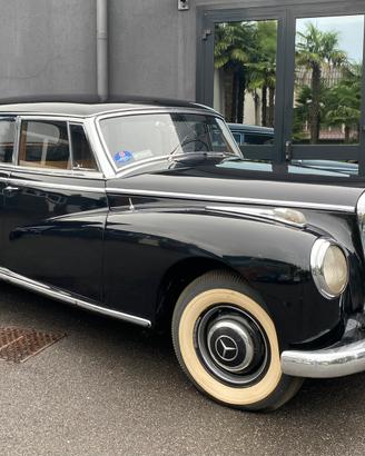 Mercedes Benz Adenauer 300